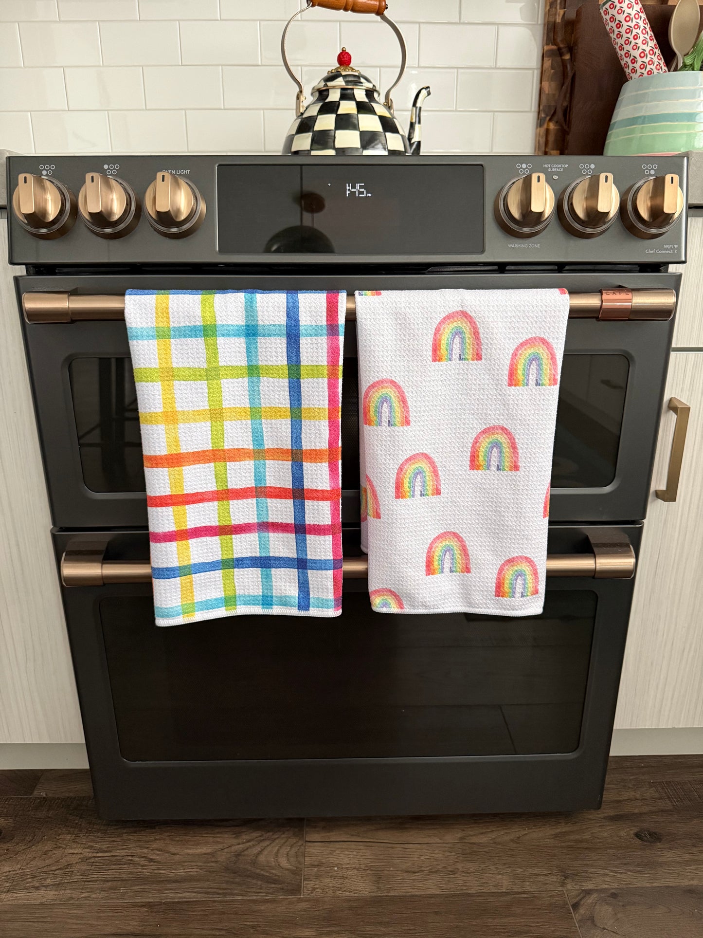 Kiki: Double-Sided Hand Towel