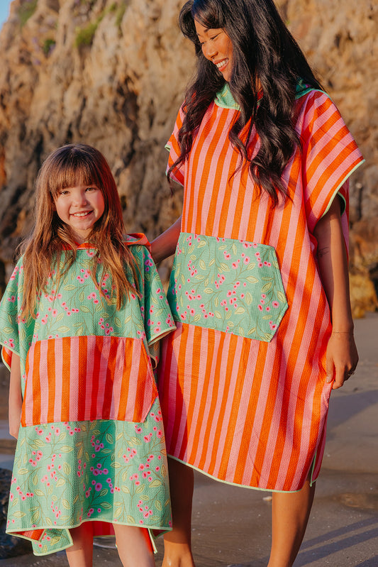 Sun-kissed: Reversible Poncho
