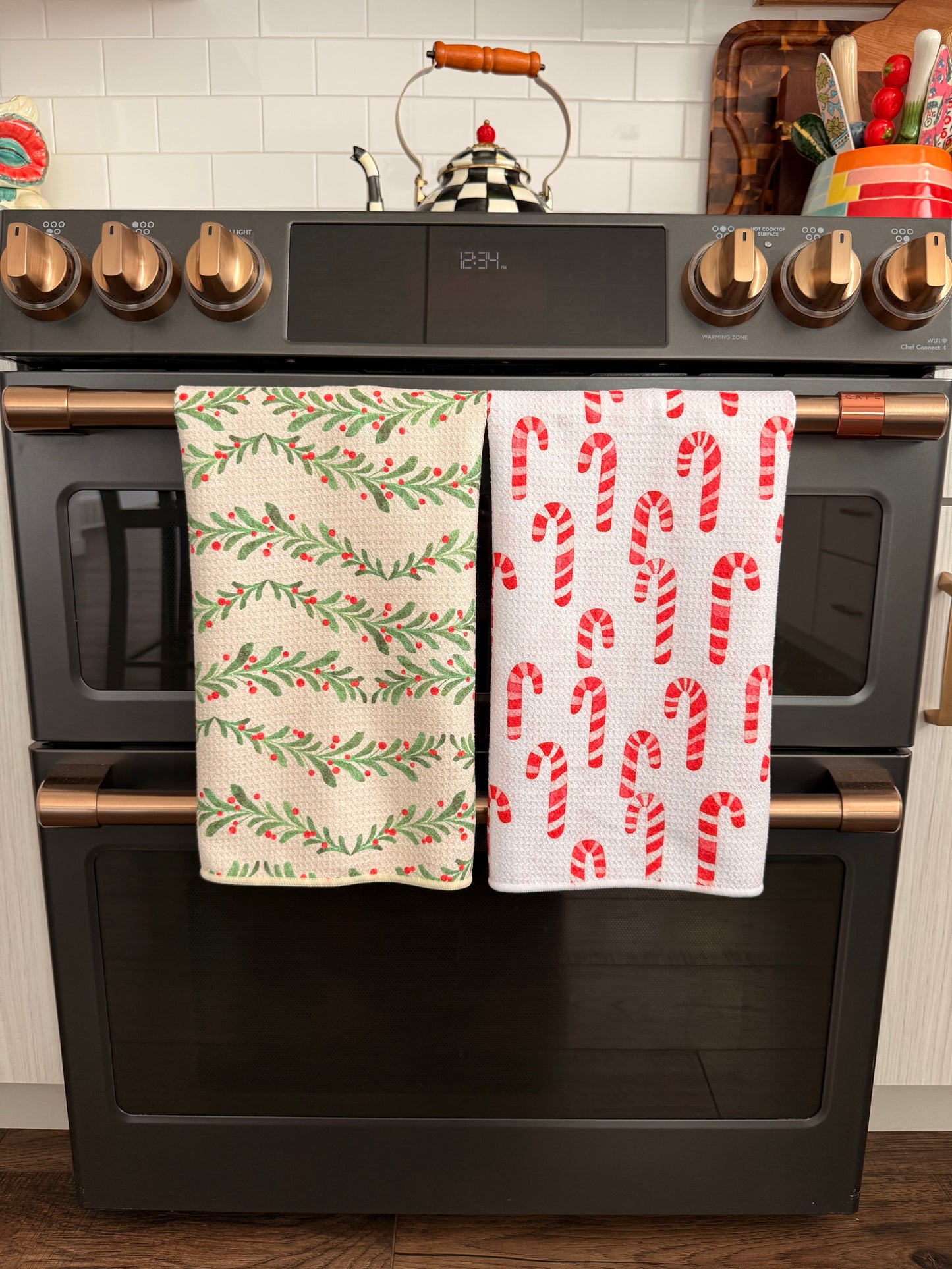 Twisted Sweet: Double-Sided Hand Towel