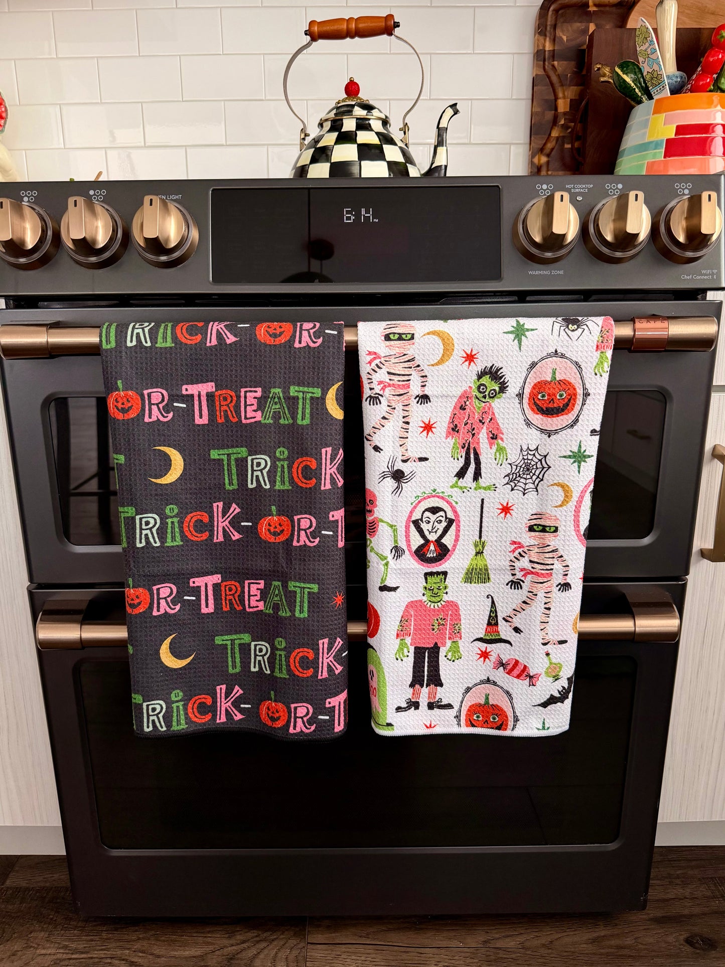 The Boo Bazaar/Midnight Treats: 2 Double Sided-Hand Towels