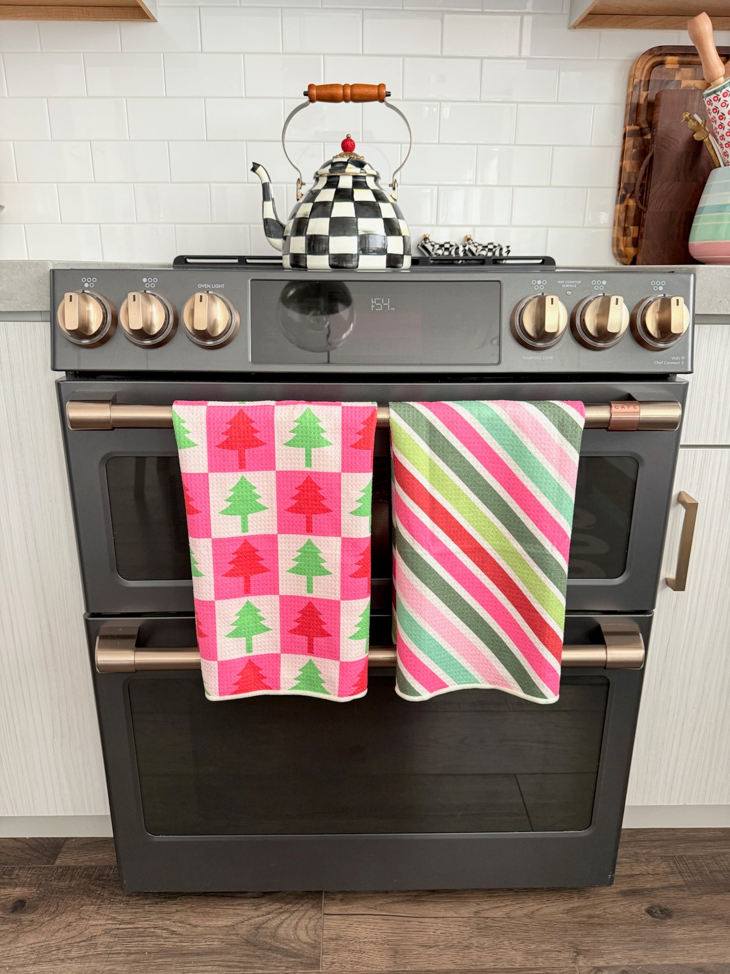 Pixie: Double-Sided Hand Towel