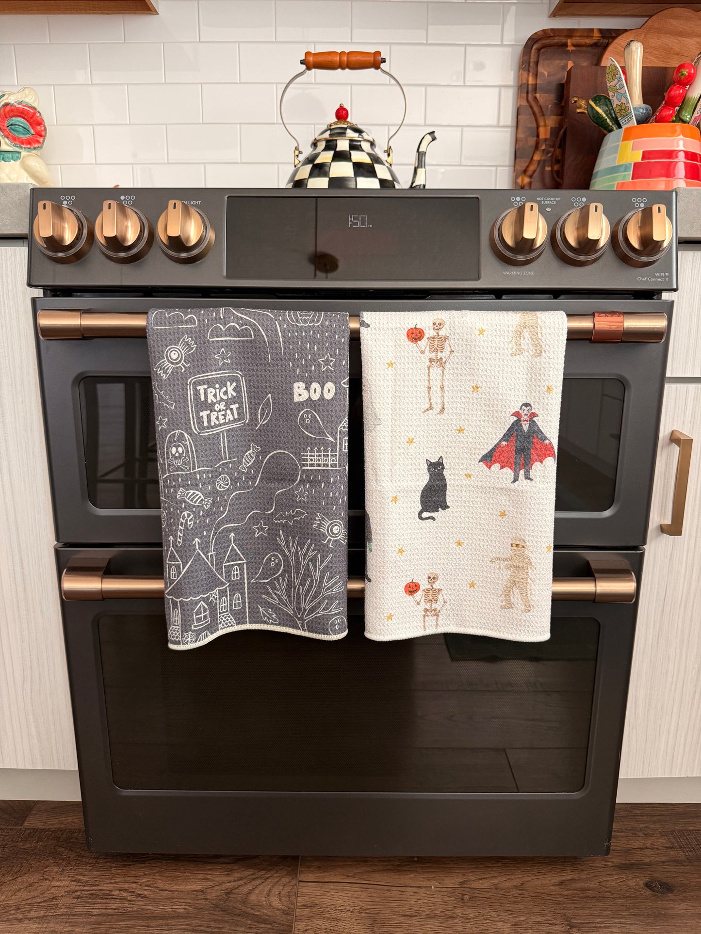 Midnight Pumpkins: Reversible Hand Towel