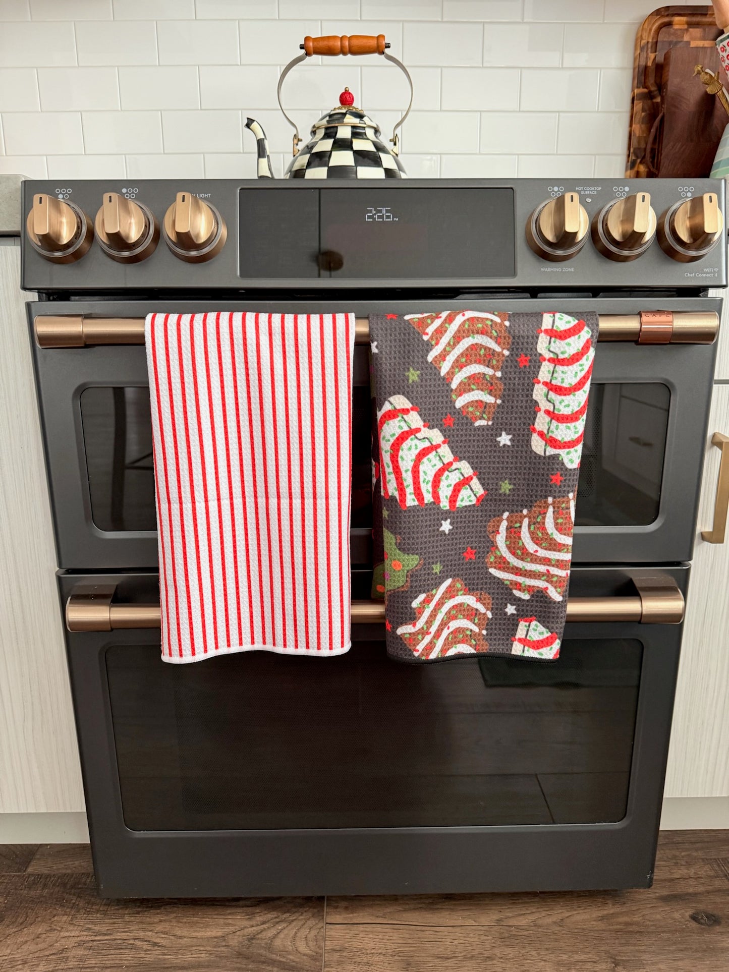 Debs: Double-Sided Hand Towel