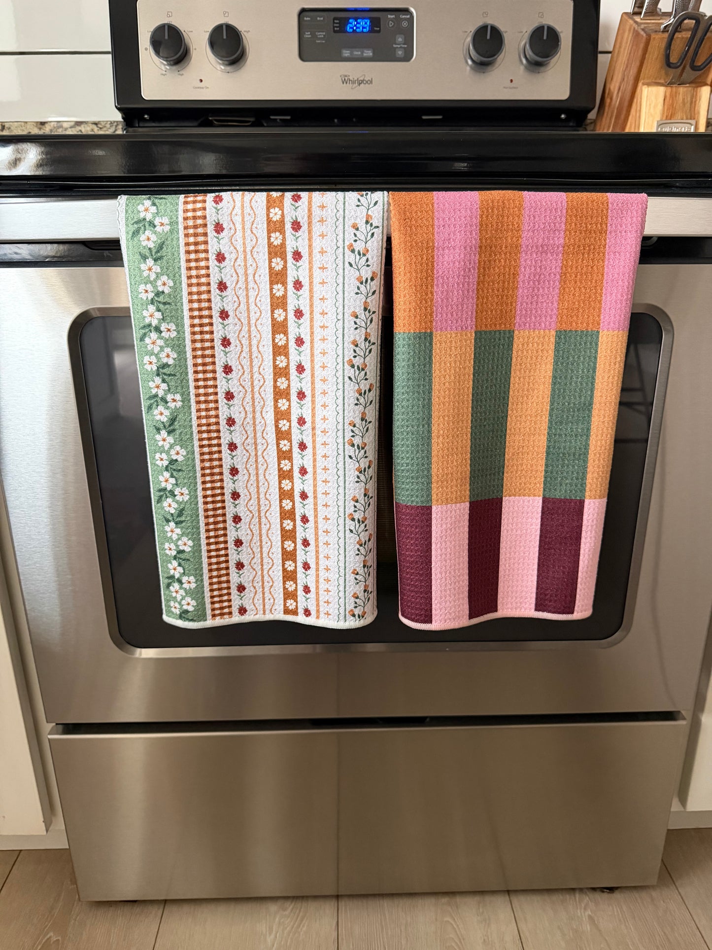 Maeve: Double-Sided Hand Towel