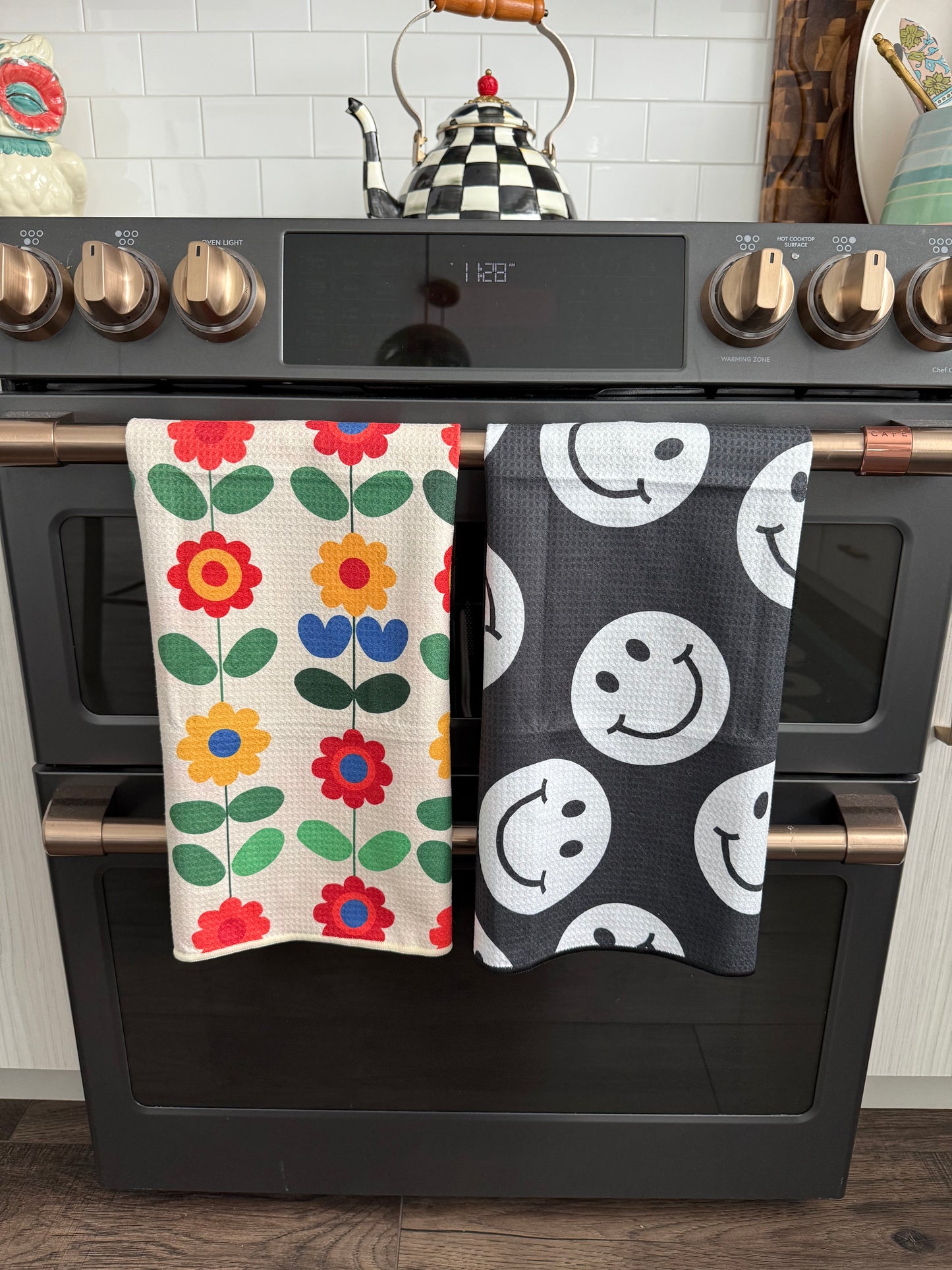 VW: Double-Sided Hand Towel