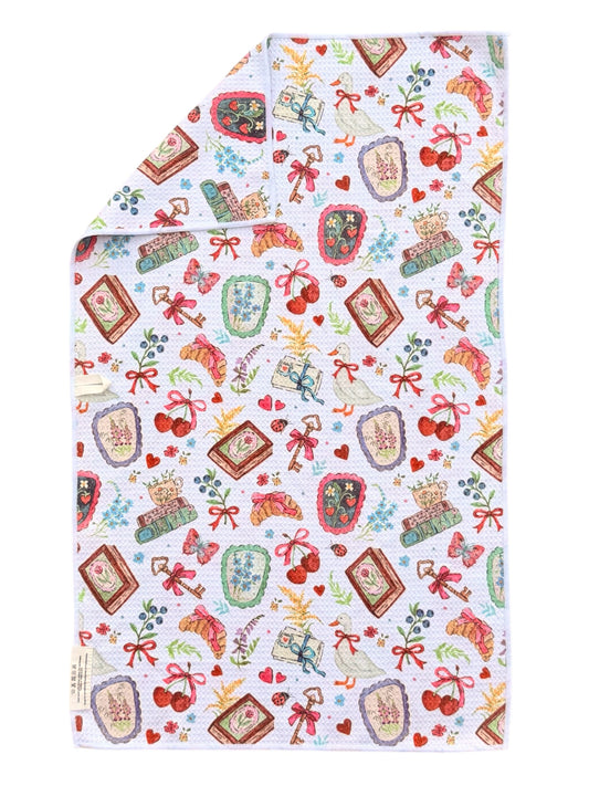 Treasure Market: Double-Sided Hand Towel