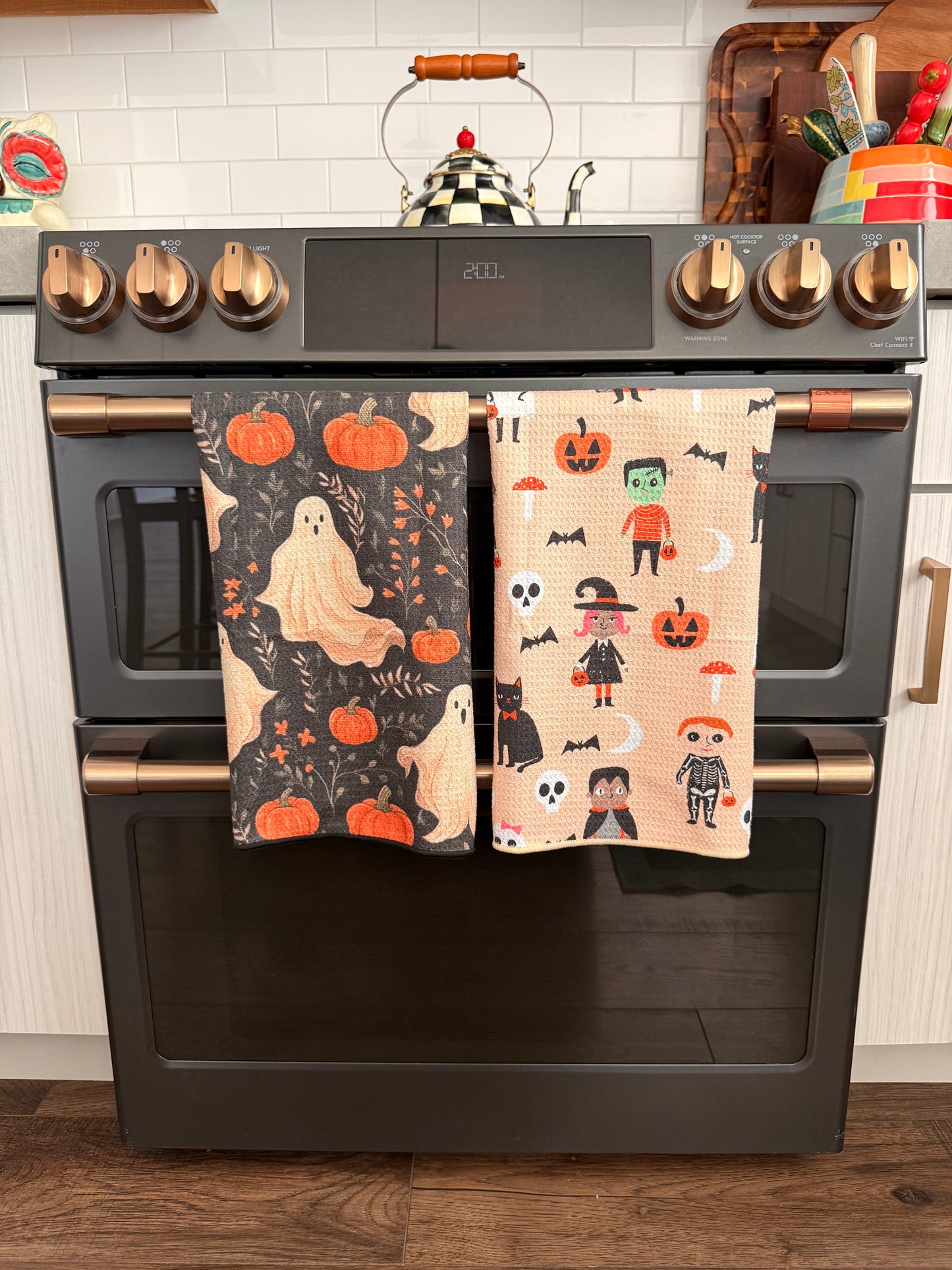 Won’t Spook You: Double-Sided Hand Towel