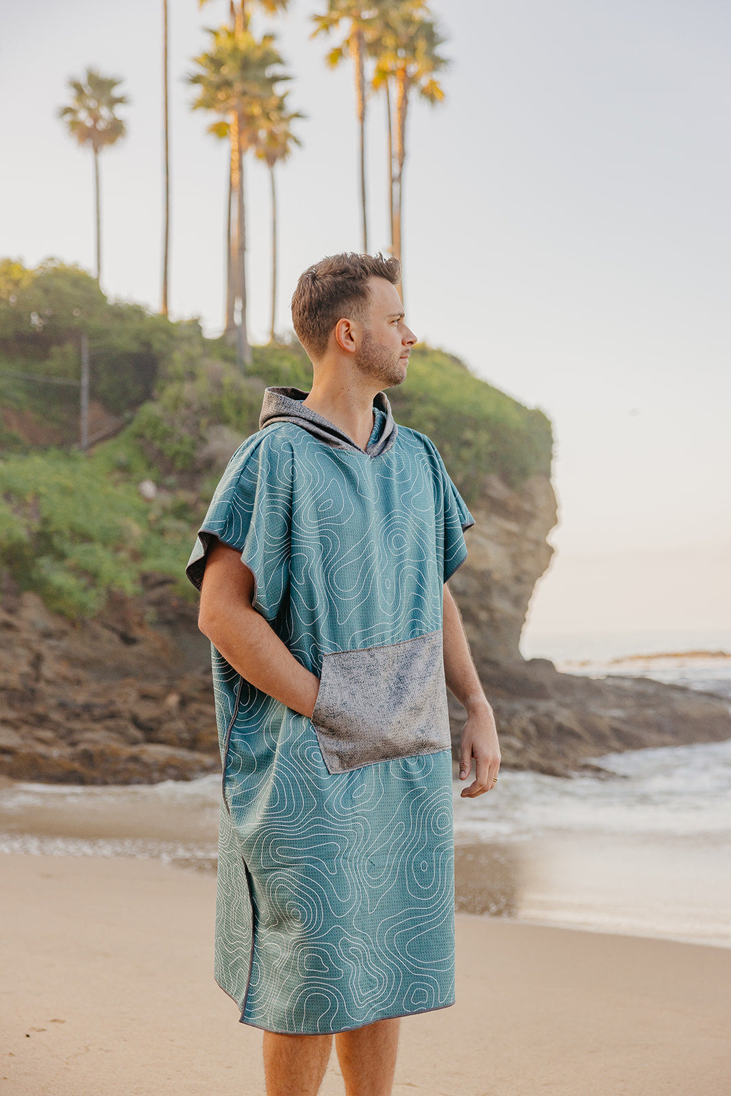 Shae: Reversible Poncho