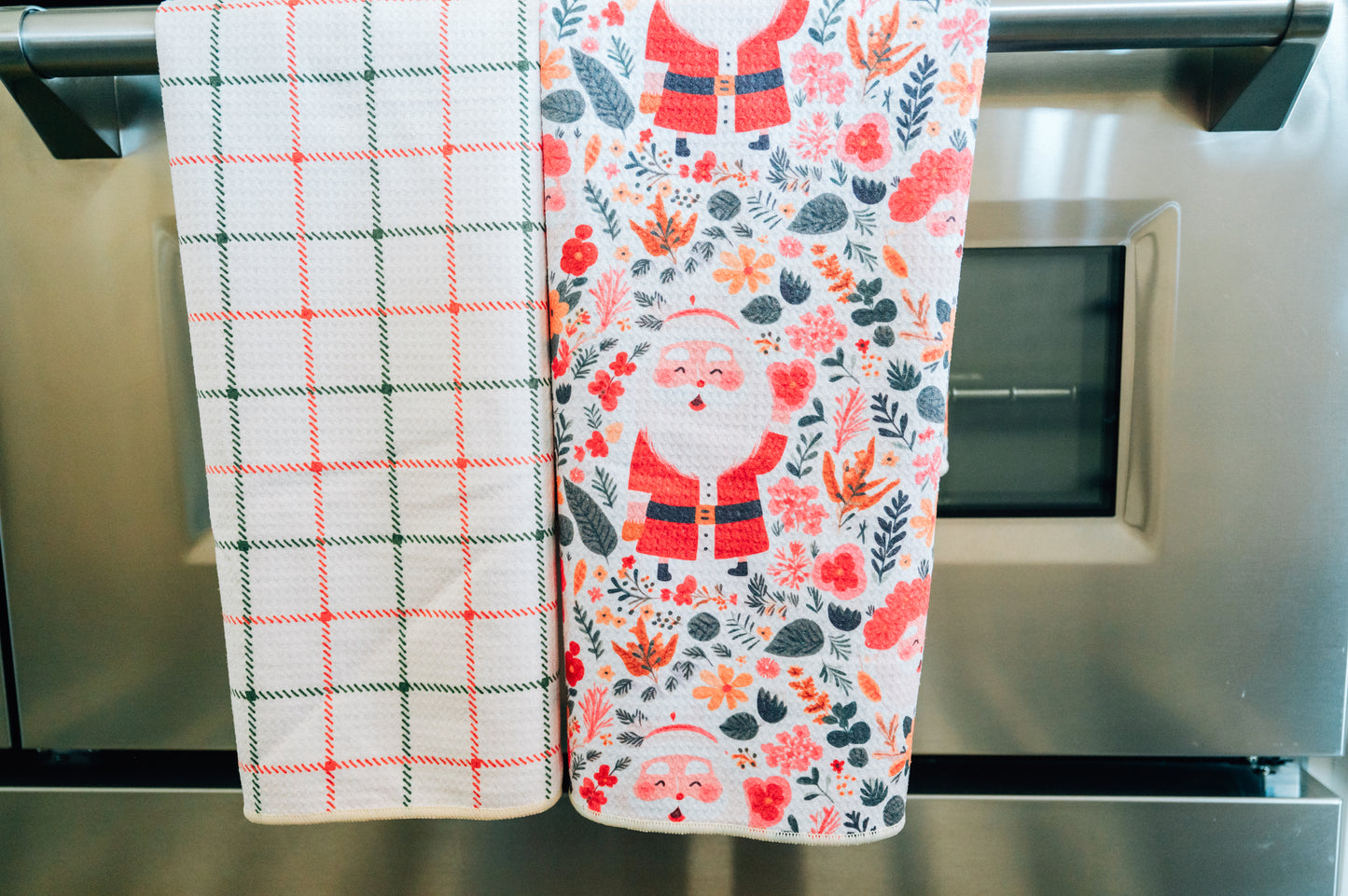 Papa Noel: Double-Sided Hand Towel