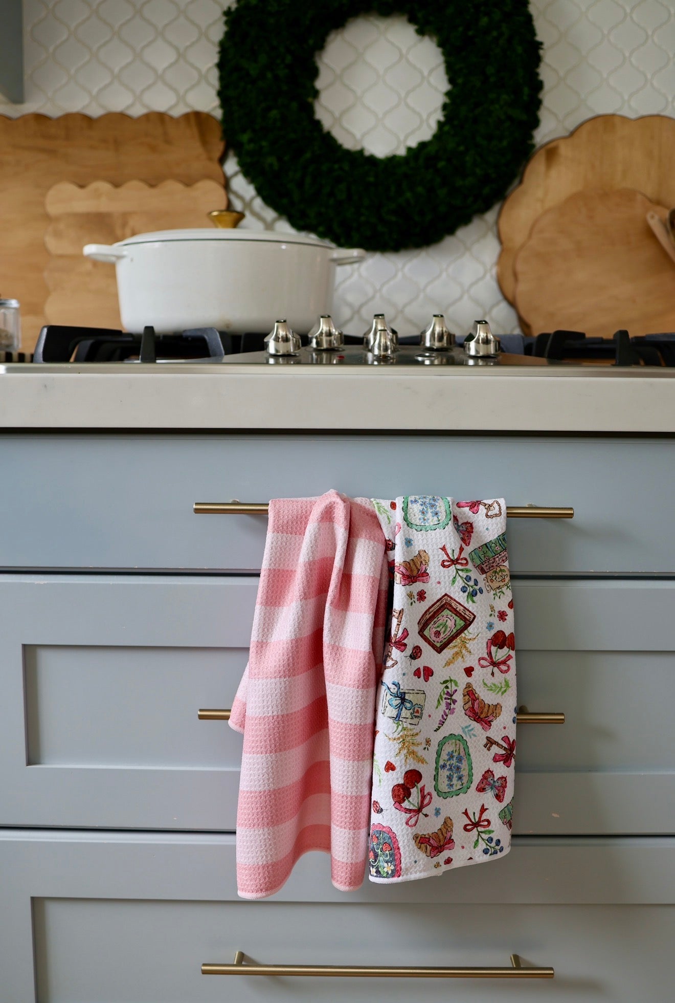 Treasure Market: Double-Sided Hand Towel