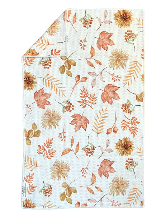 Leaf Me Some Berries: Double-Sided Hand Towel