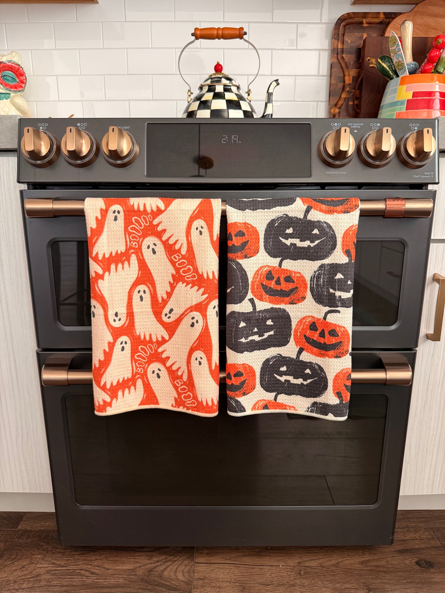 Midnight Pumpkins: Reversible Hand Towel