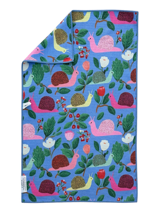 Essie: Double-Sided Hand Towel