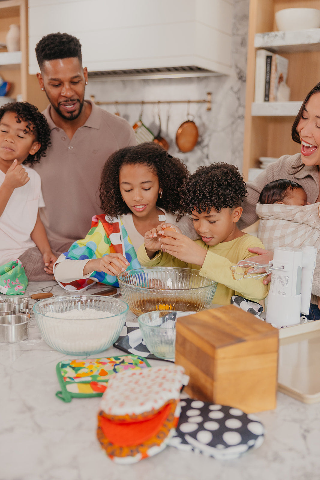 Polka Dottie Oven Mitt