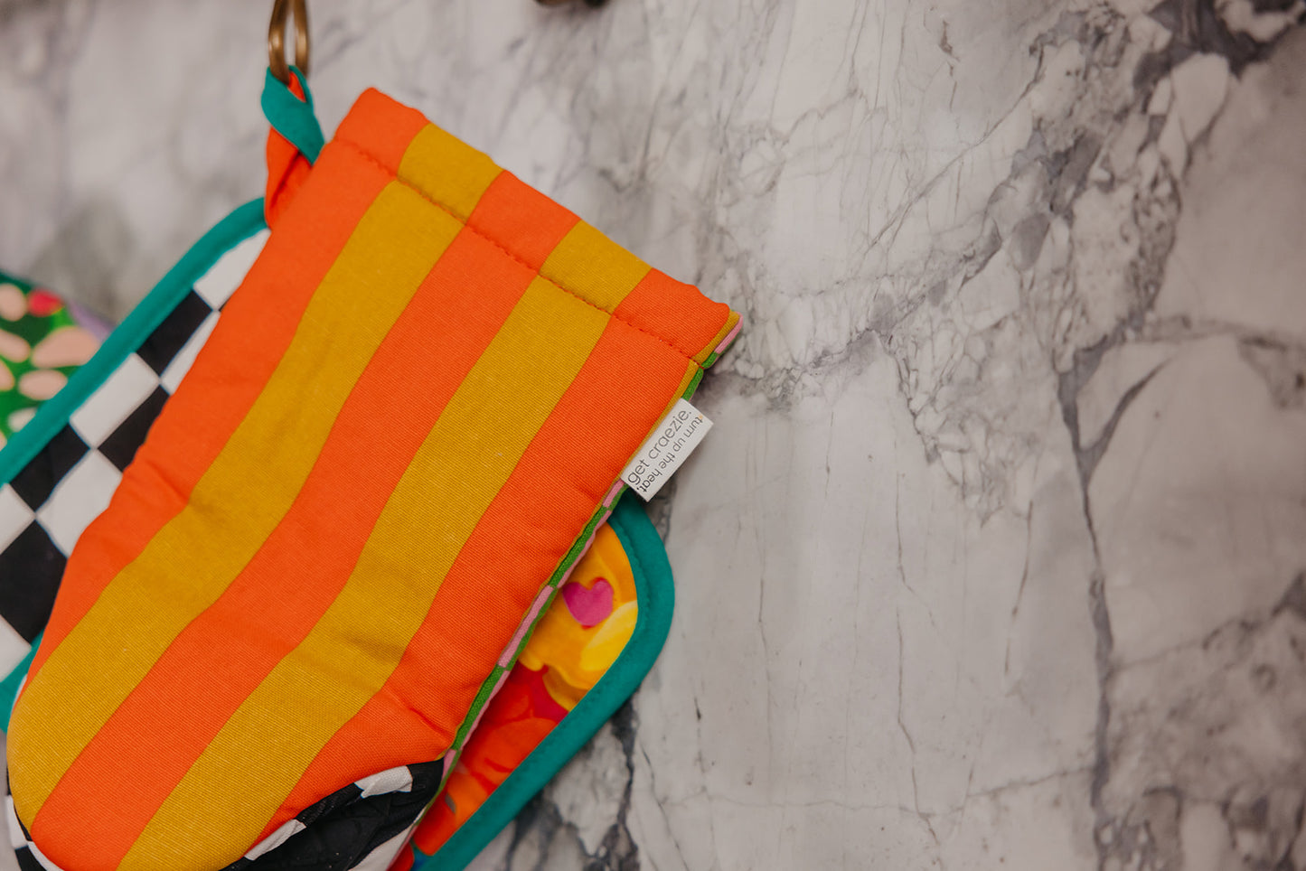 Riglee: 2 Oven Mitt + 1 Pot Pad Bundle Pack