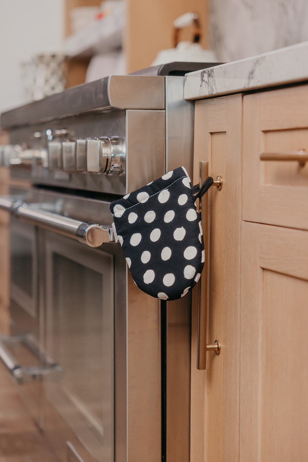 Polka Dottie: 2 Mini Mitt + 1 Pot Pad Bundle Pack