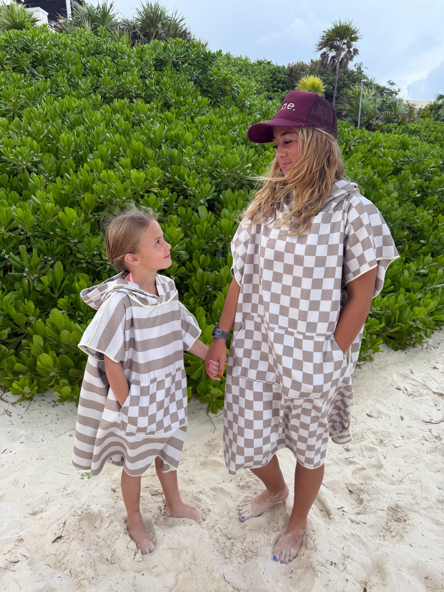 Sandy Cheeks: Reversible Poncho